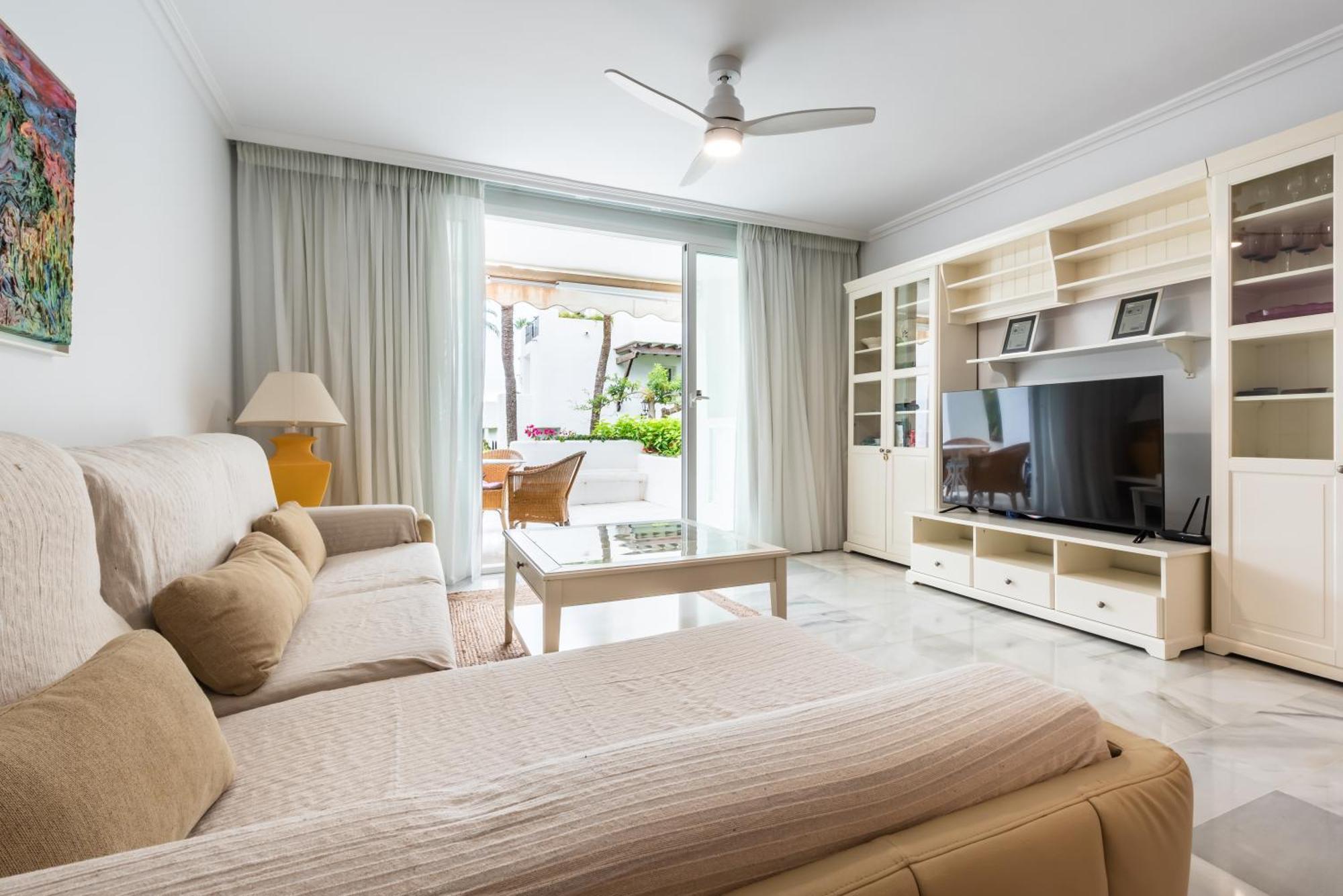 Alcazaba Beach Apartment Estepona Kültér fotó